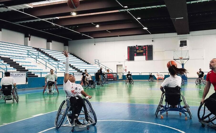 il porto torres in riscaldamento (foto ufficio stampa porto torres)