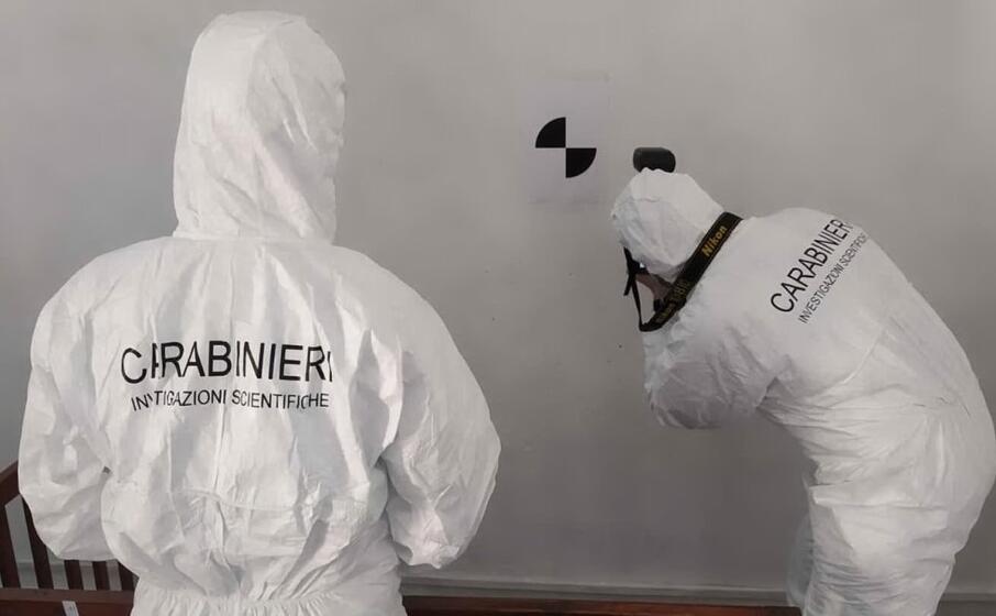 (foto carabinieri)
