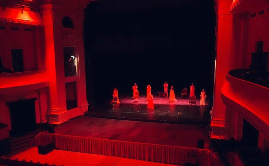la rappresentazione al teatro verdi (l unione sarda tellini)