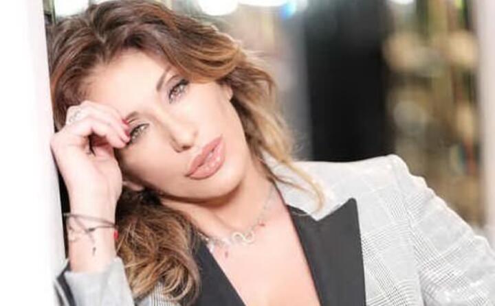la cantante icona degli anni 80 nata a genova il 15 marzo 1968