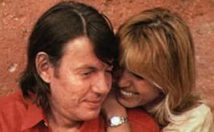 dori ghezzi e fabrizio de andr (tutte le foto sono archivio l unione sarda)