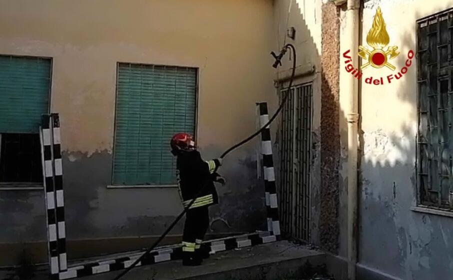 l intervento (foto vigili del fuoco di cagliari)