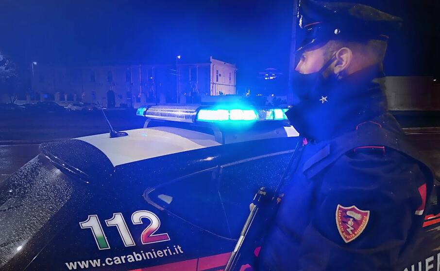 (foto carabinieri)