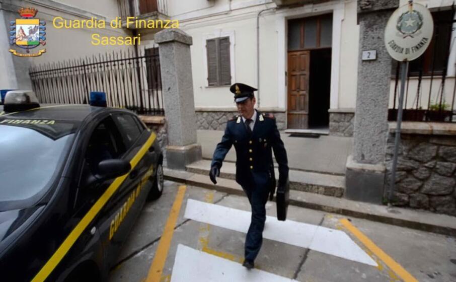 (foto guardia di finanza)