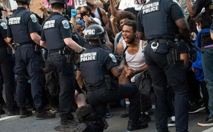 polizia americana (ansa)