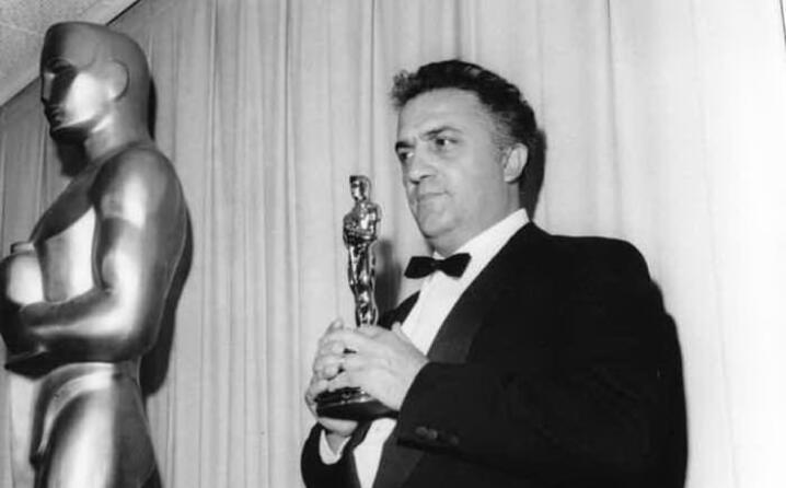 accaddeoggi 13 aprile 1964 fellini vince l oscar per 8 1 2