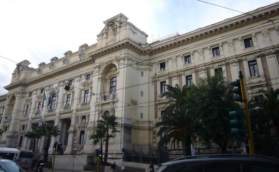 la sede del ministero dell istruzione a roma (foto wikipedia)