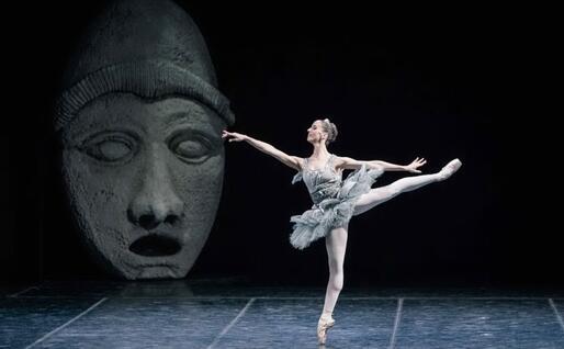 Danza col Balletto del Sud (foto Pittau)