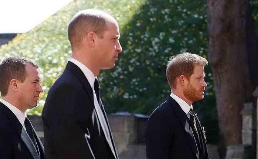 i due fratelli ai funerali del principe filippo (ansa)