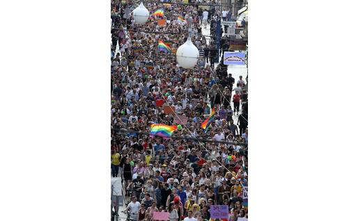 Il corteo per le strade di Roma