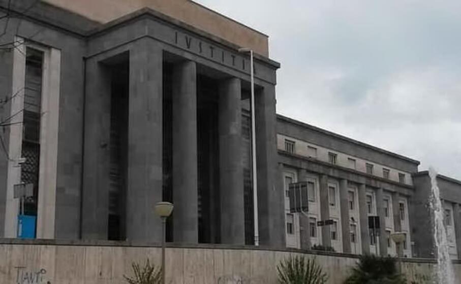 il tribunale di cagliari (ansa)